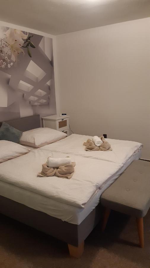 Budha Apartma Jirikov  외부 사진